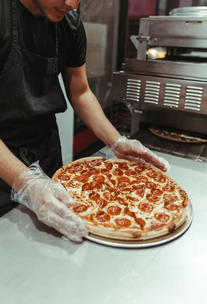 Elle’S Pizza